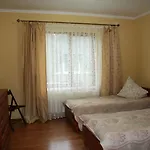 Pyate Koleso Отель Лазещина