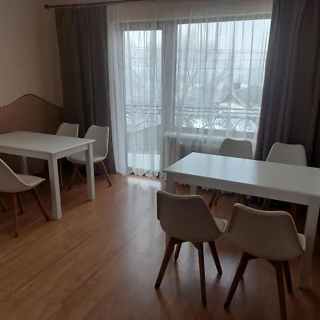 Pyate Koleso 3* Lazeshchyna