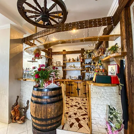 Hotel Pyate Koleso Łazieszczina