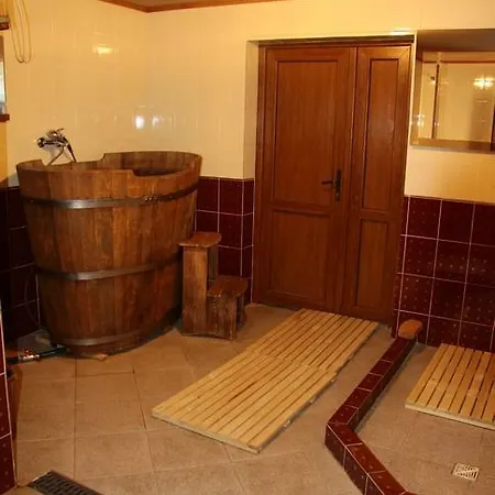 Pyate Koleso 3* Lazeshchyna