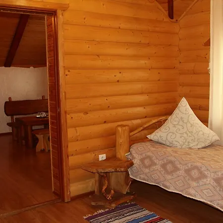 Hotel Pyate Koleso Lazeshchyna